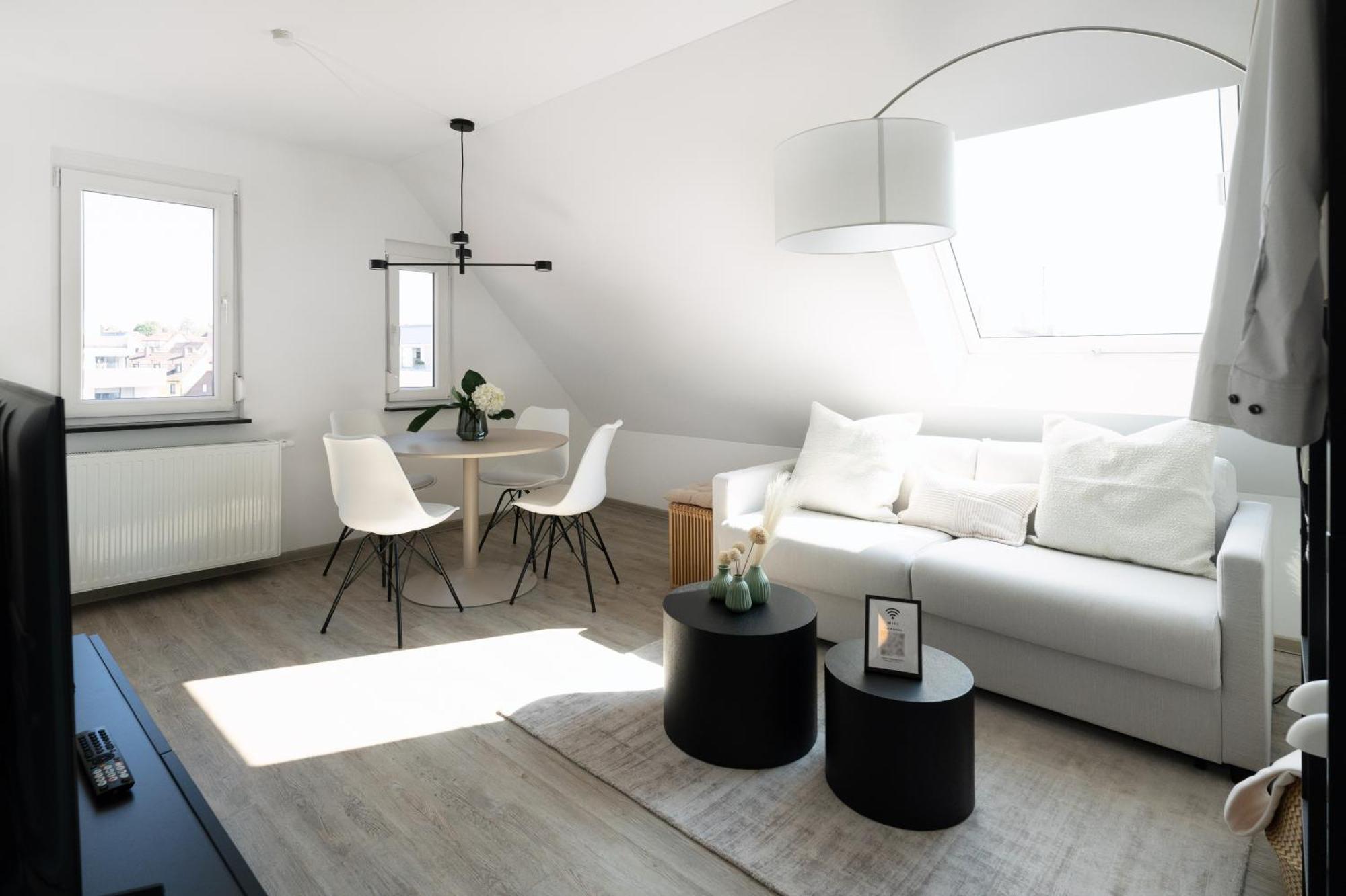 Maisonette - Stilvoll Und Ruhig, Urban Design, Yoga Kornwestheim Buitenkant foto