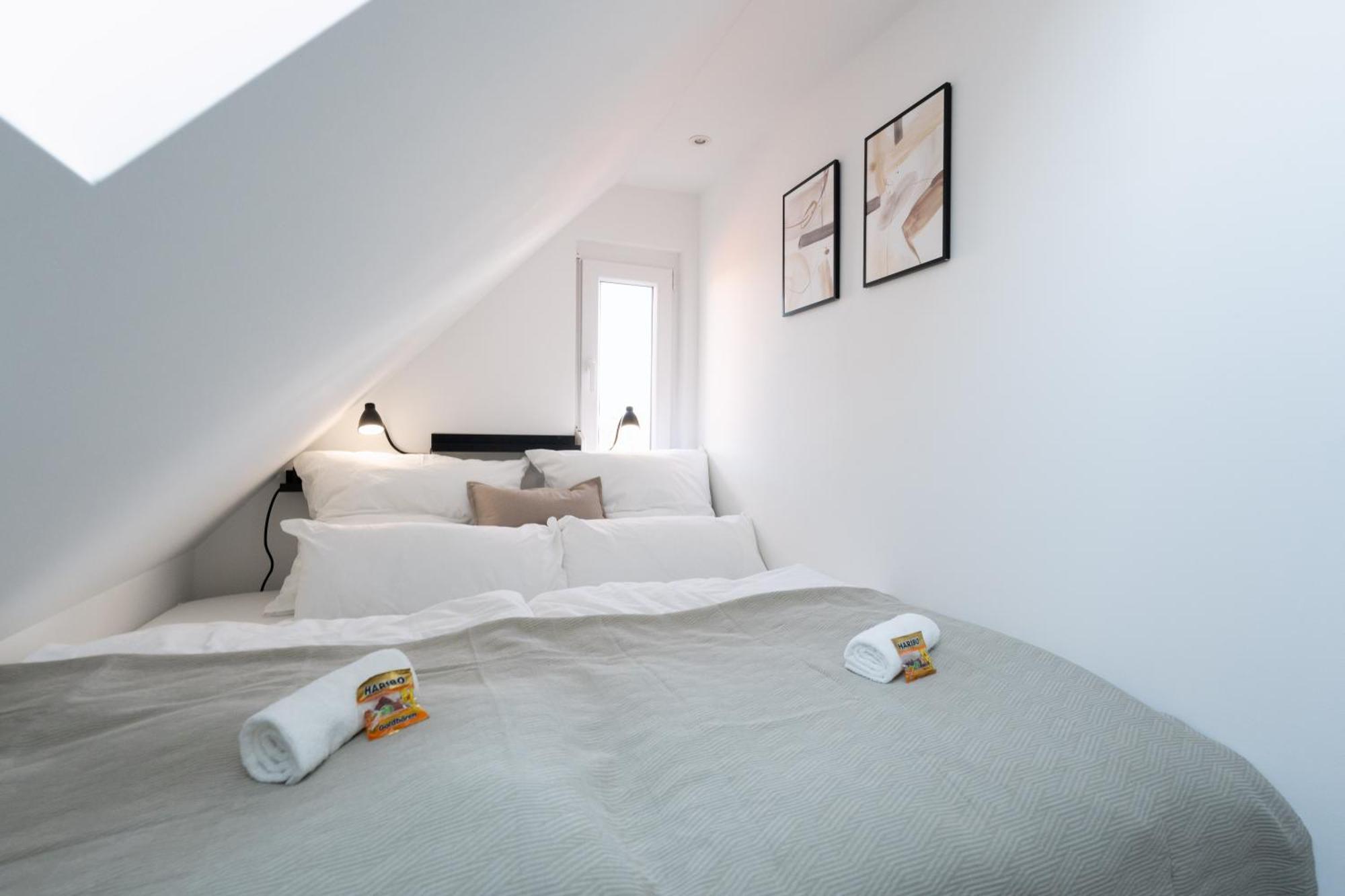 Maisonette - Stilvoll Und Ruhig, Urban Design, Yoga Kornwestheim Buitenkant foto